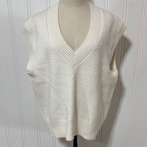 NWT Banana Republic Cream Rib Knit Sweater Vest size M/L